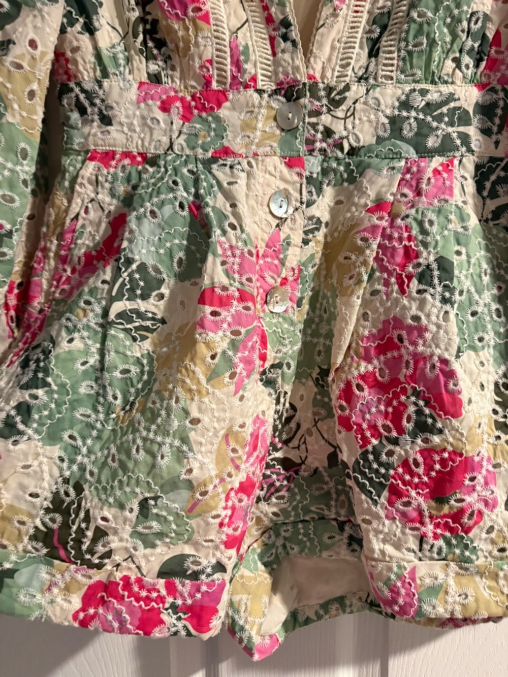 Line and Dot floral romper - Picture 3 of 8